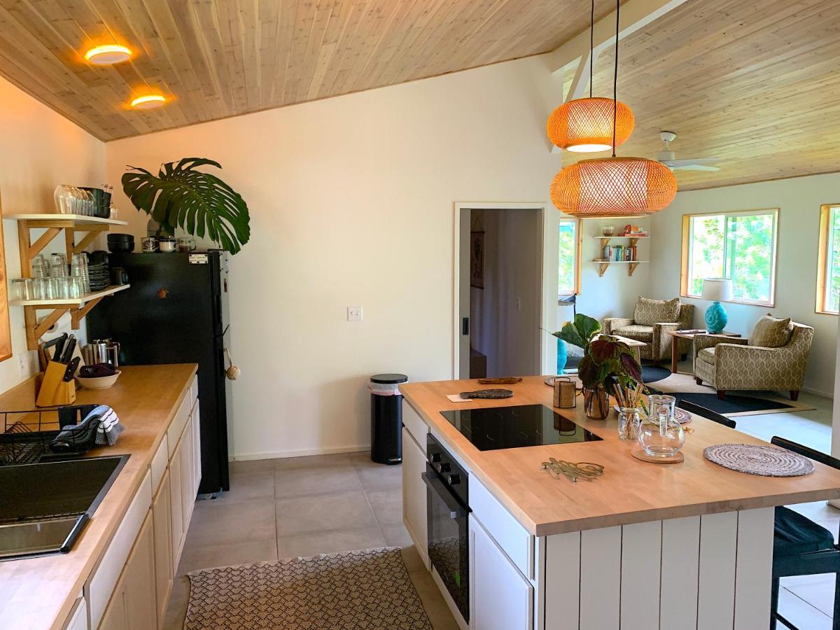 Seaside House And Aloha Bungalow Pahoa Bagian luar foto